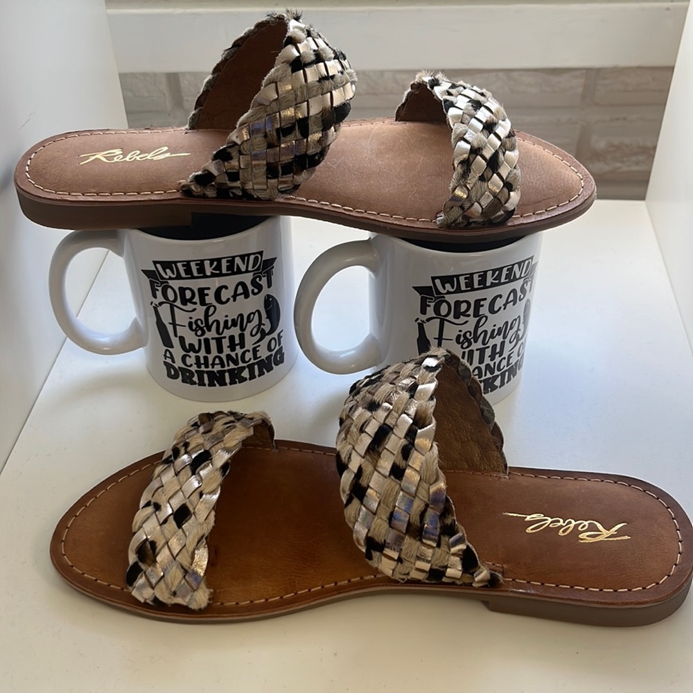 Leather sandal